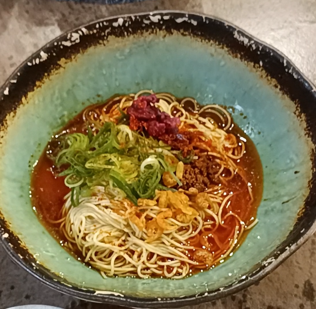【今出川】汁なし担々麵＆麻婆豆腐ラアノウミ